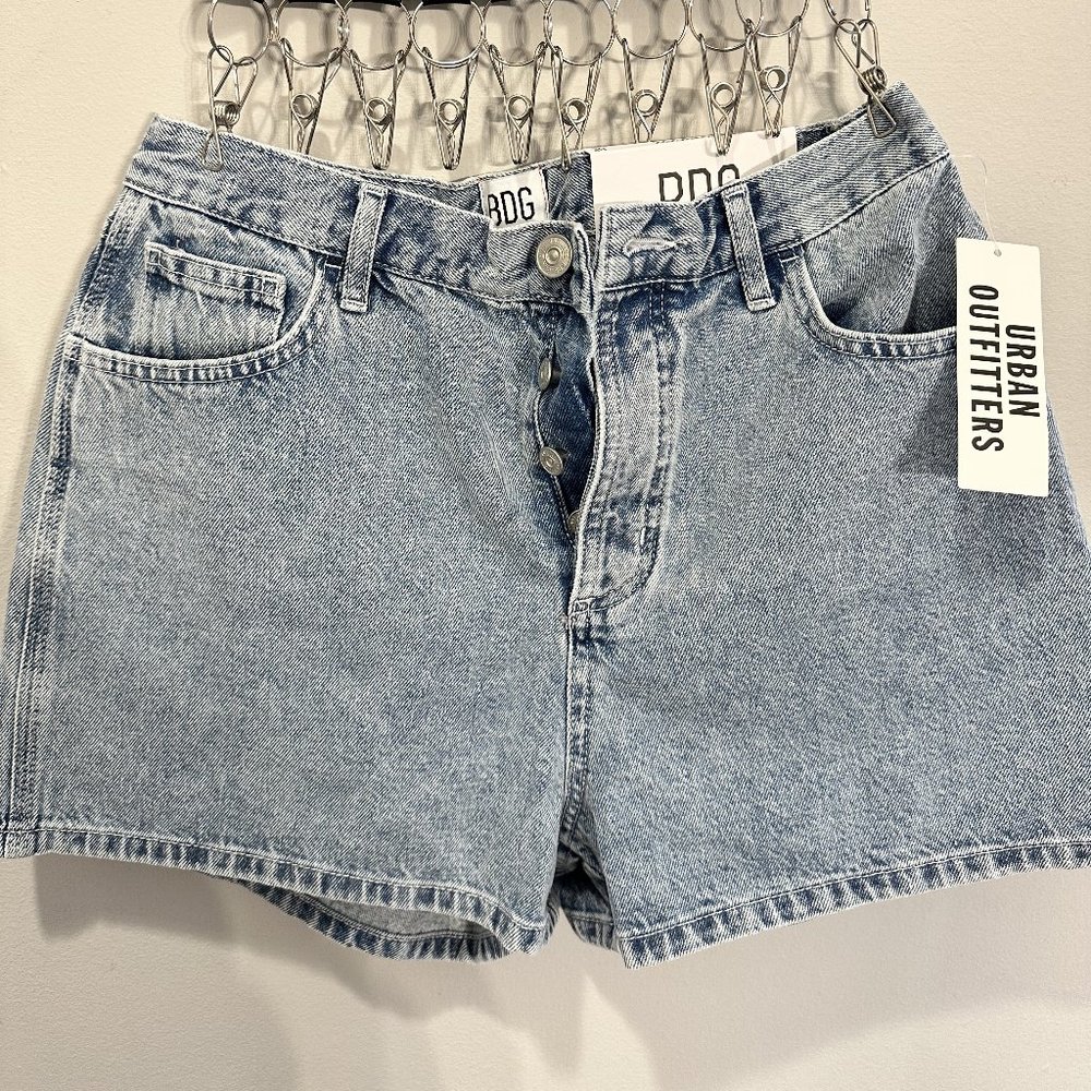 NWT Urban Outfitters Carpenter Denim Shorts sz 30